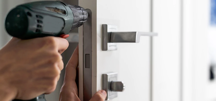 Locksmith For Lock Replacement Near Me in Rockford