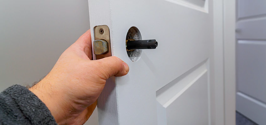 Nighttime Locksmith For Lock Repair in Rockford