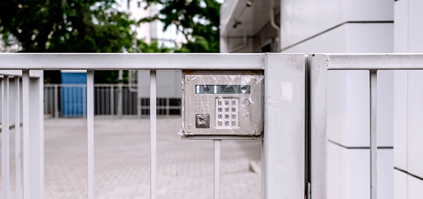 Gate Locks For Metal Gates in Rockford