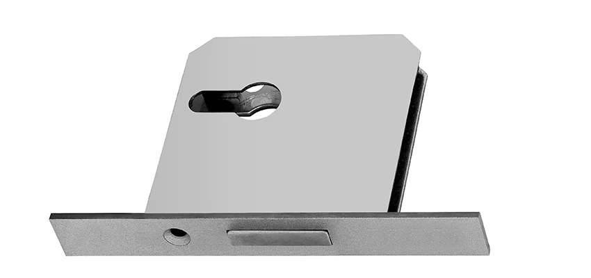 Fix A Deadbolt Door Lock in Rockford, Illinois