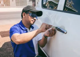 Car Locksmith in Rockford, IL